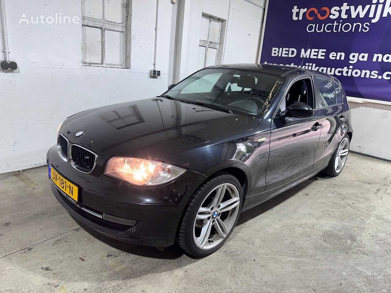 سيارة هاتشباك BMW 1-serie