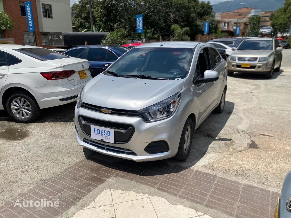 citadine Chevrolet Beat