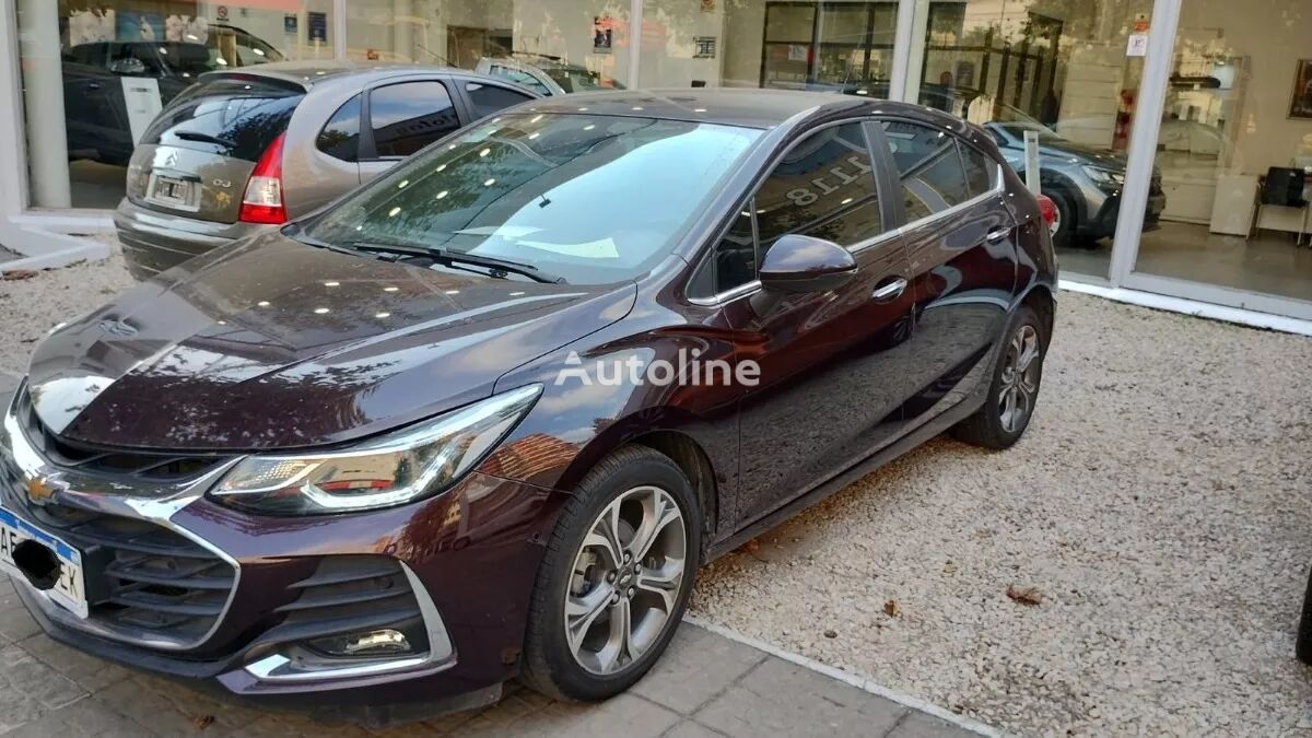 хэтчбек Chevrolet Cruze 5