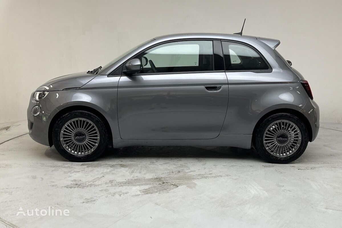 FIAT 500 hatchback