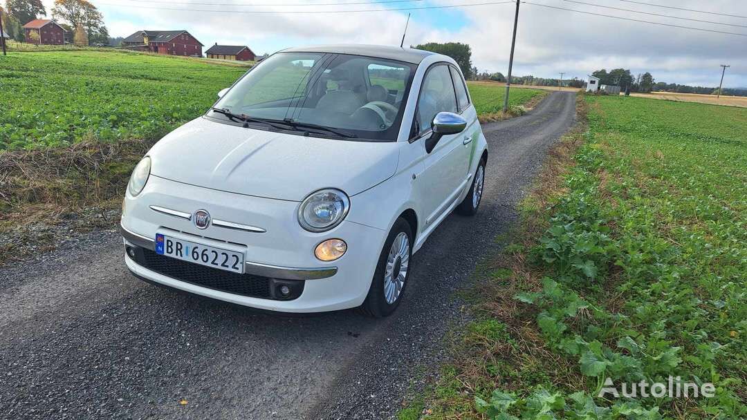 掀背式汽车 FIAT 500