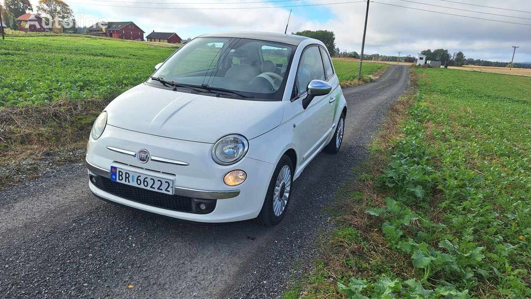 FIAT 500 hatchback