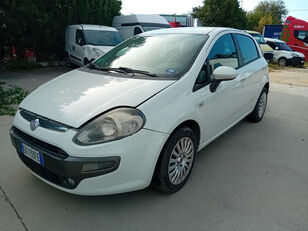 해치백 FIAT PUNTO