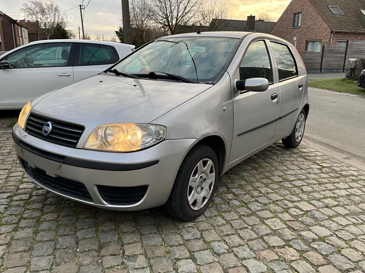 FIAT Punto hatchback