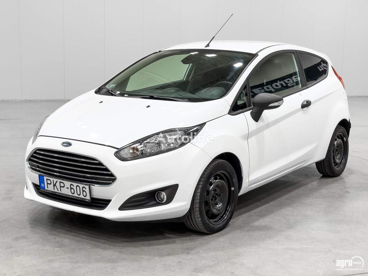 хэтчбек Ford Fiesta