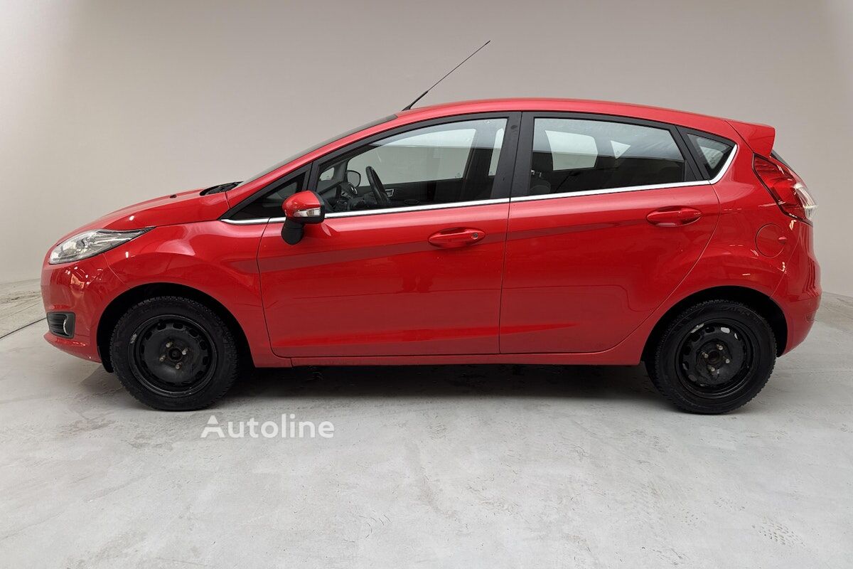 hatchback Ford Fiesta