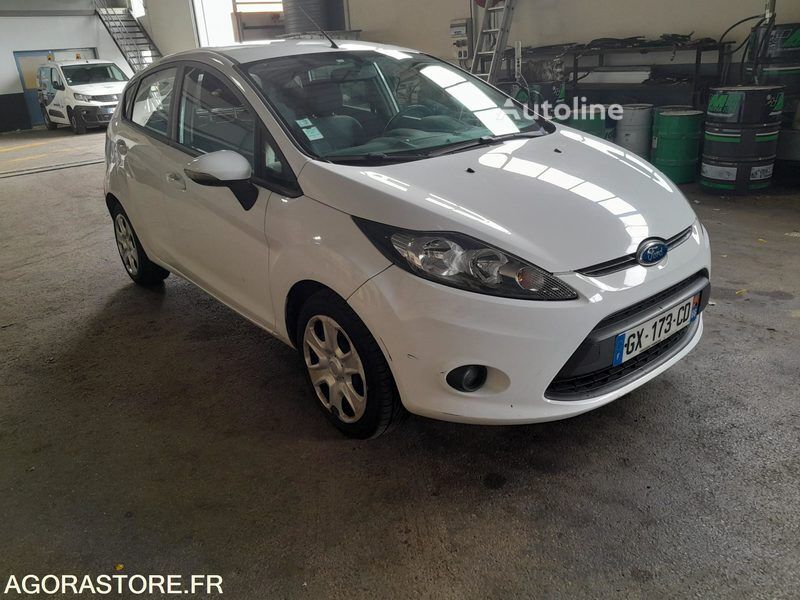 سيارة هاتشباك Ford Fiesta