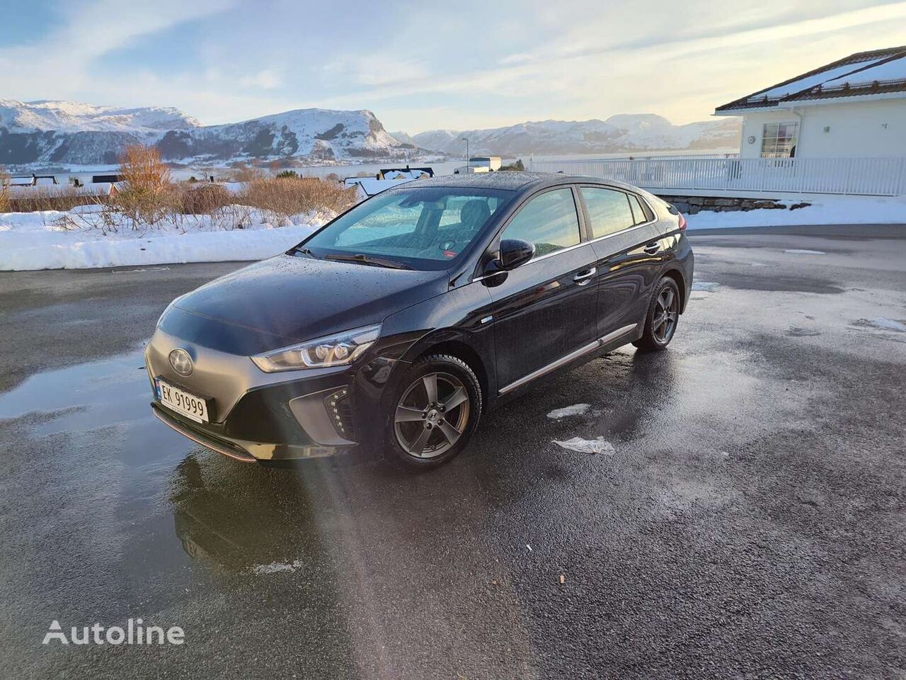 掀背式汽车 Hyundai IONIQ