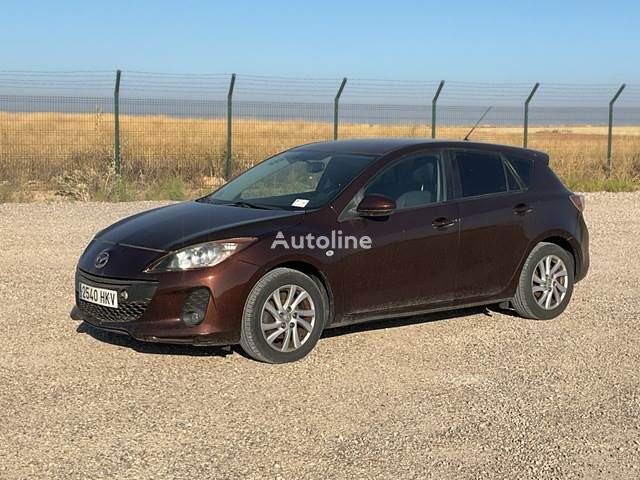 سيارة هاتشباك Mazda 3