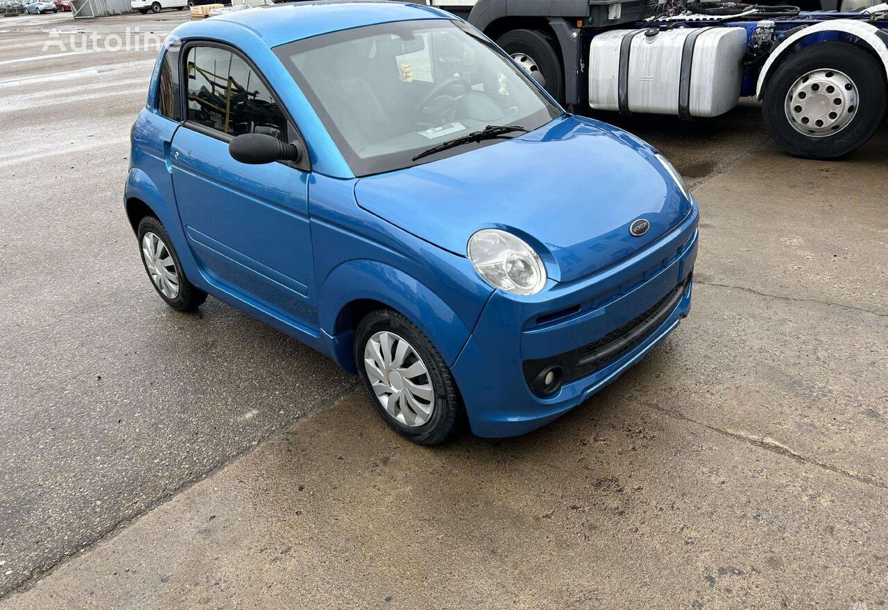 Microcar kita hatchback