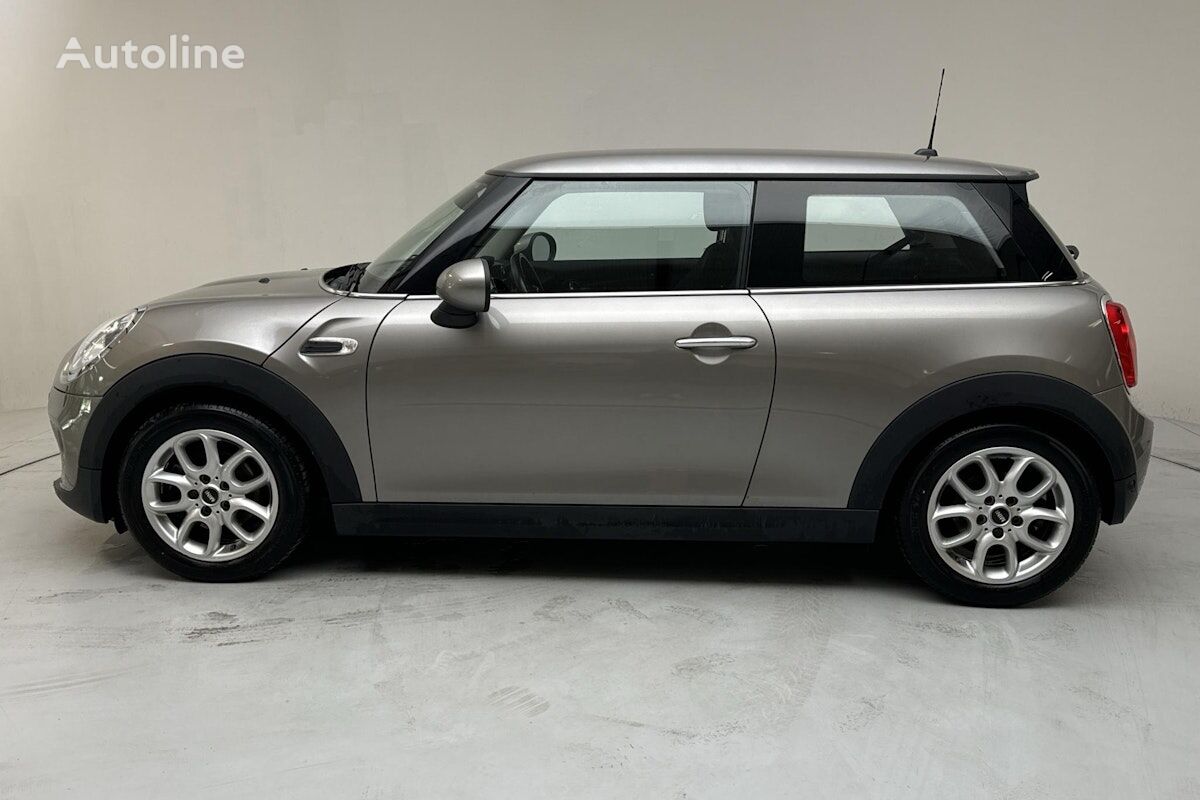 Mini Cooper hatchback