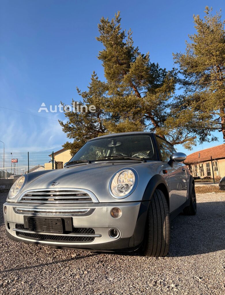 хэтчбек Mini Cooper 1.6