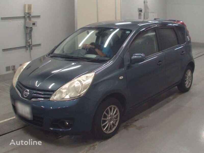 Nissan NOTE hatchback