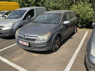 سيارة هاتشباك Opel Astra