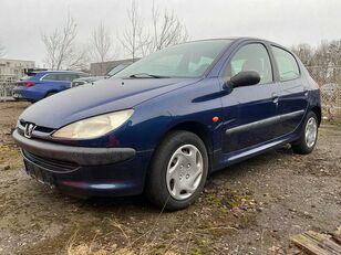 Peugeot 206 hečbeks