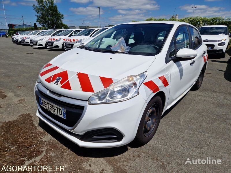 citadine Peugeot 208