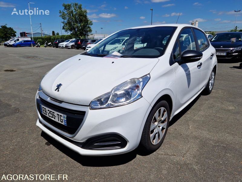 Peugeot 208 hatchback