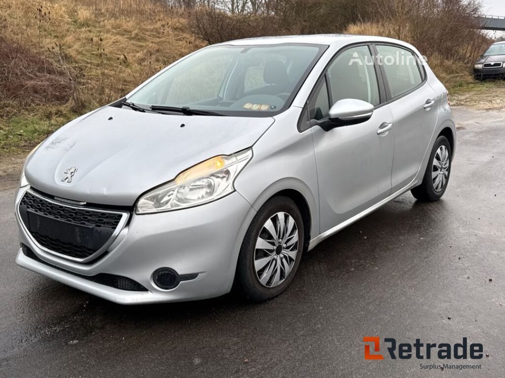 Peugeot 208 hatchback