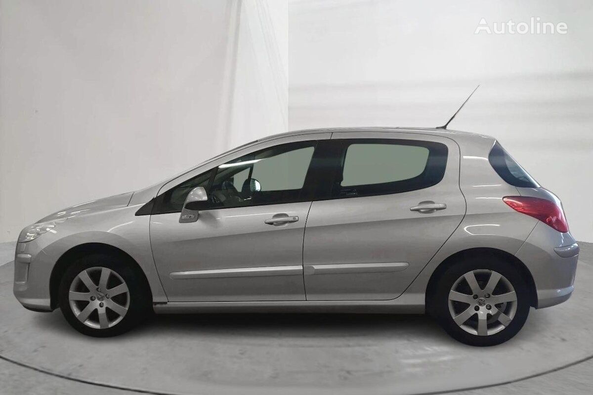 хэтчбек Peugeot 308