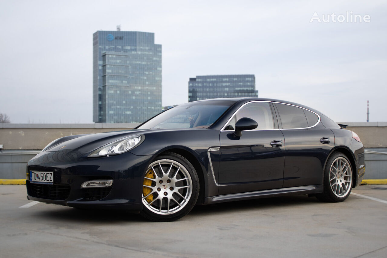 хэтчбек Porsche Panamera Turbo S 4.8 PDK