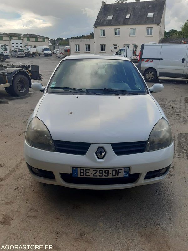 хэтчбек Renault CLIO