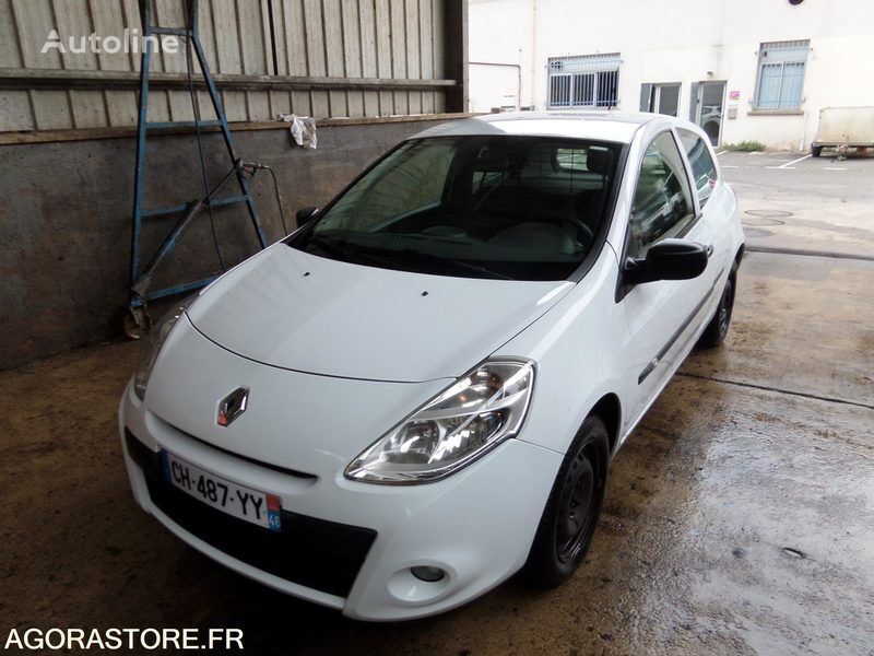 Renault CLIO hatchback