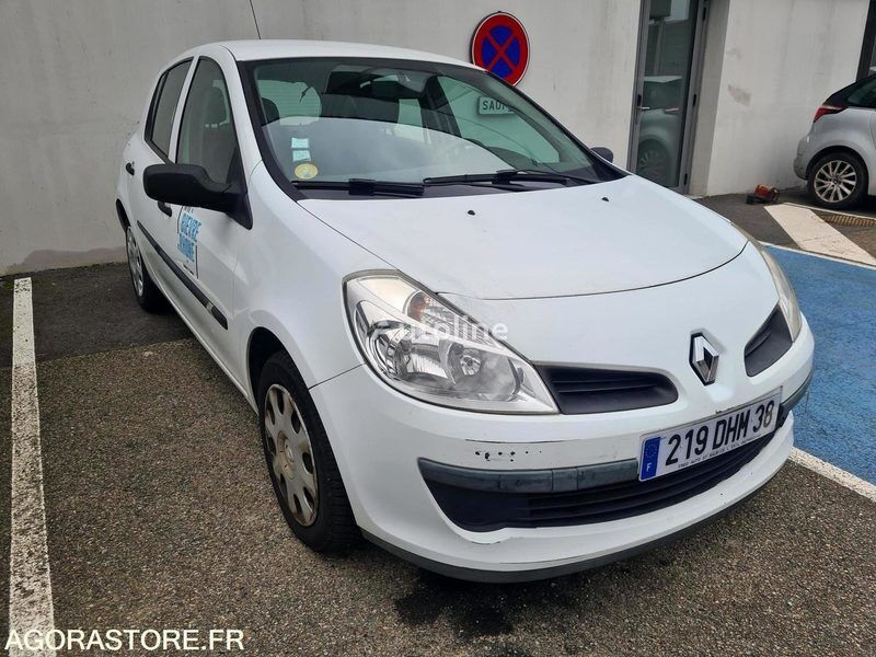 хэтчбек Renault CLIO