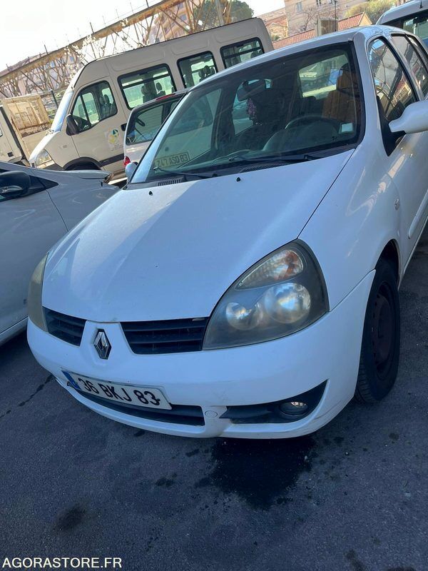 хечбек Renault CLIO