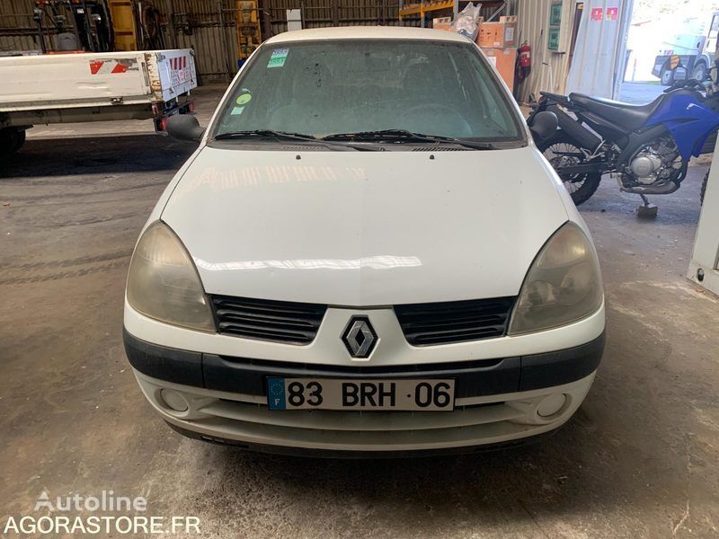 хэтчбек Renault Clio - 2006 - 120 628 kms - 83 BRH 06