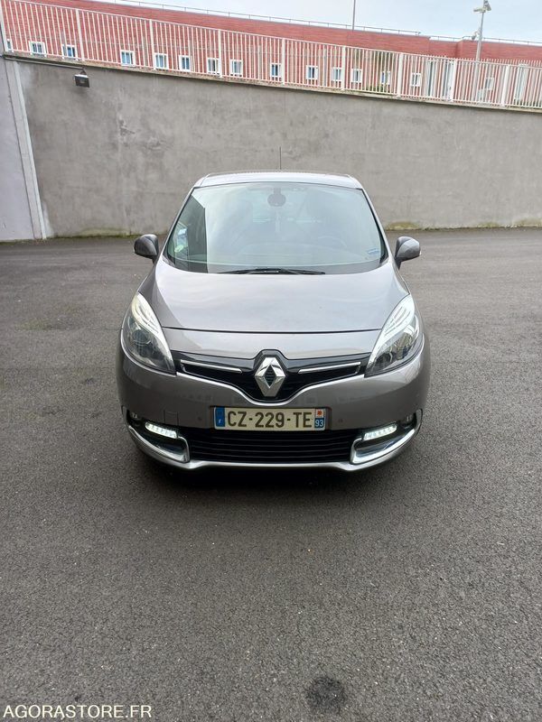 citadine Renault MEGANE