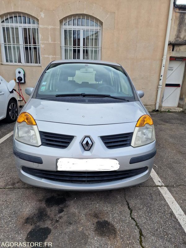 Renault MODUS hatchback