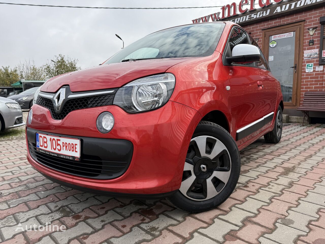 хэтчбек Renault TWINGO