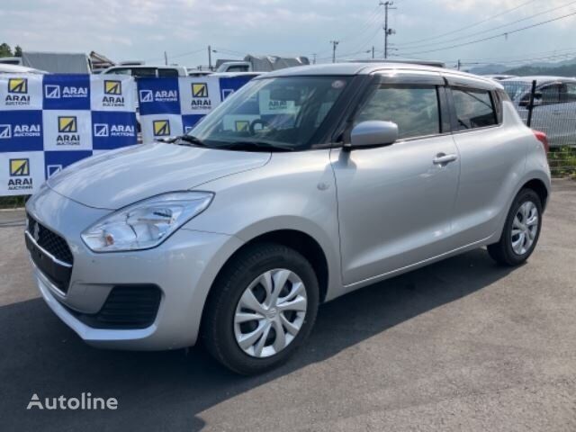 hatchback Suzuki SWIFT