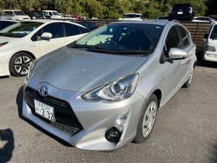 hatchback Toyota AQUA