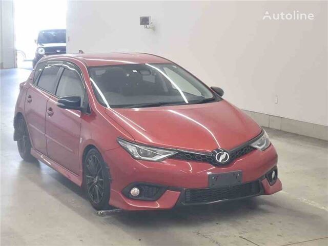 Toyota AURIS hatchback