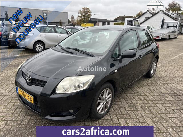 سيارة هاتشباك Toyota Auris 1.3 Comfort