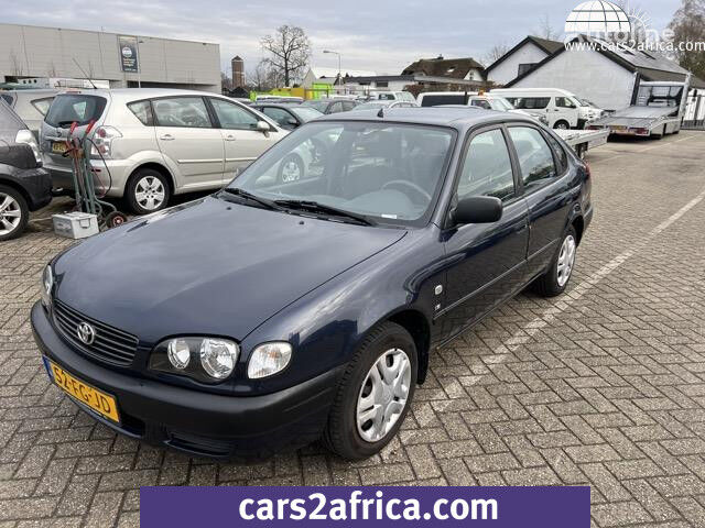 سيارة هاتشباك Toyota Corolla 1.6 VVT-i Terra