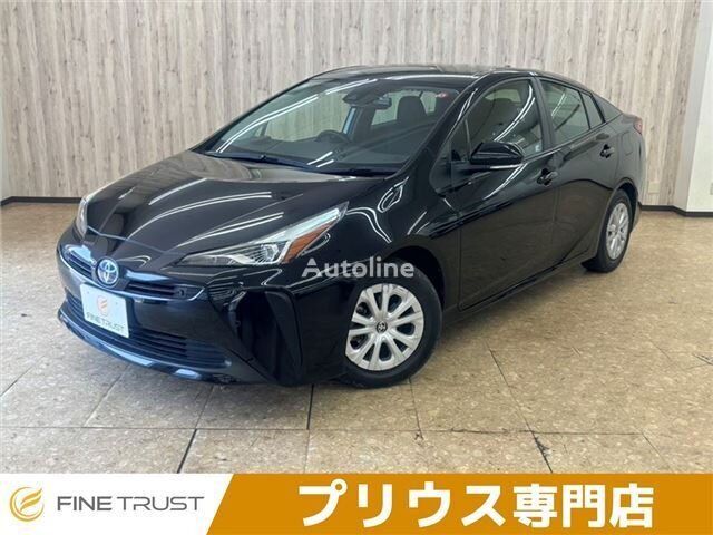 سيارة هاتشباك Toyota PRIUS