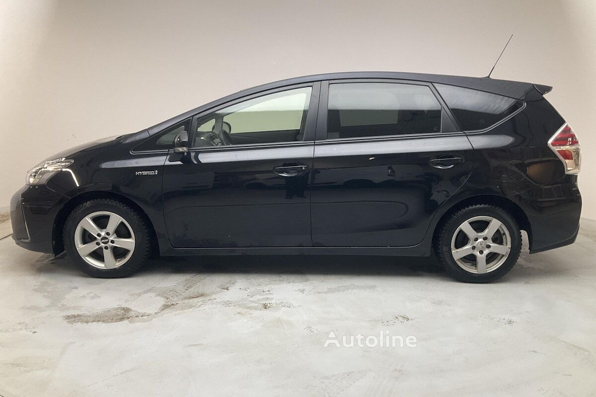 سيارة هاتشباك Toyota Prius