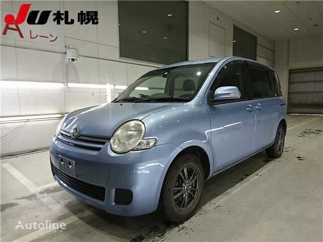 Toyota SIENTA hatchback