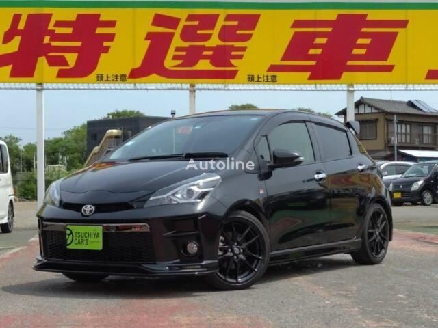 hatchback Toyota VITZ