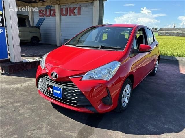 hatchback Toyota VITZ