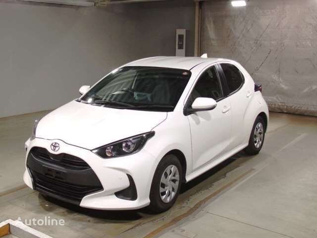 хэтчбек Toyota YARIS