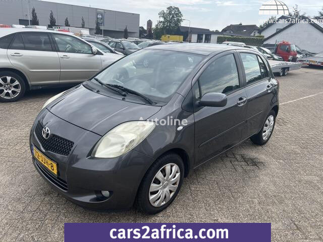 Toyota Yaris 1.3 VVTi Sol hatchback