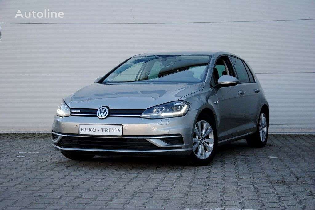 hatchback Volkswagen Golf