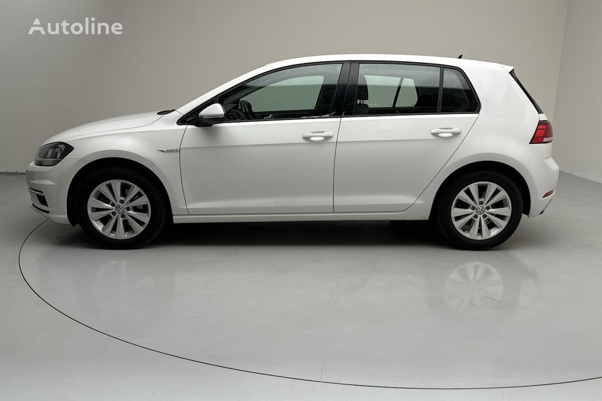 Volkswagen Golf hatchback