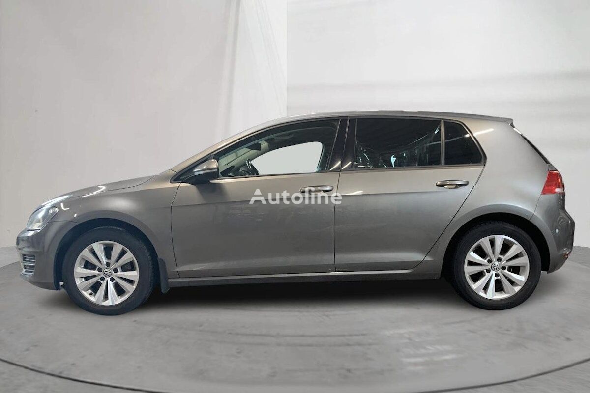 hatchback Volkswagen Golf