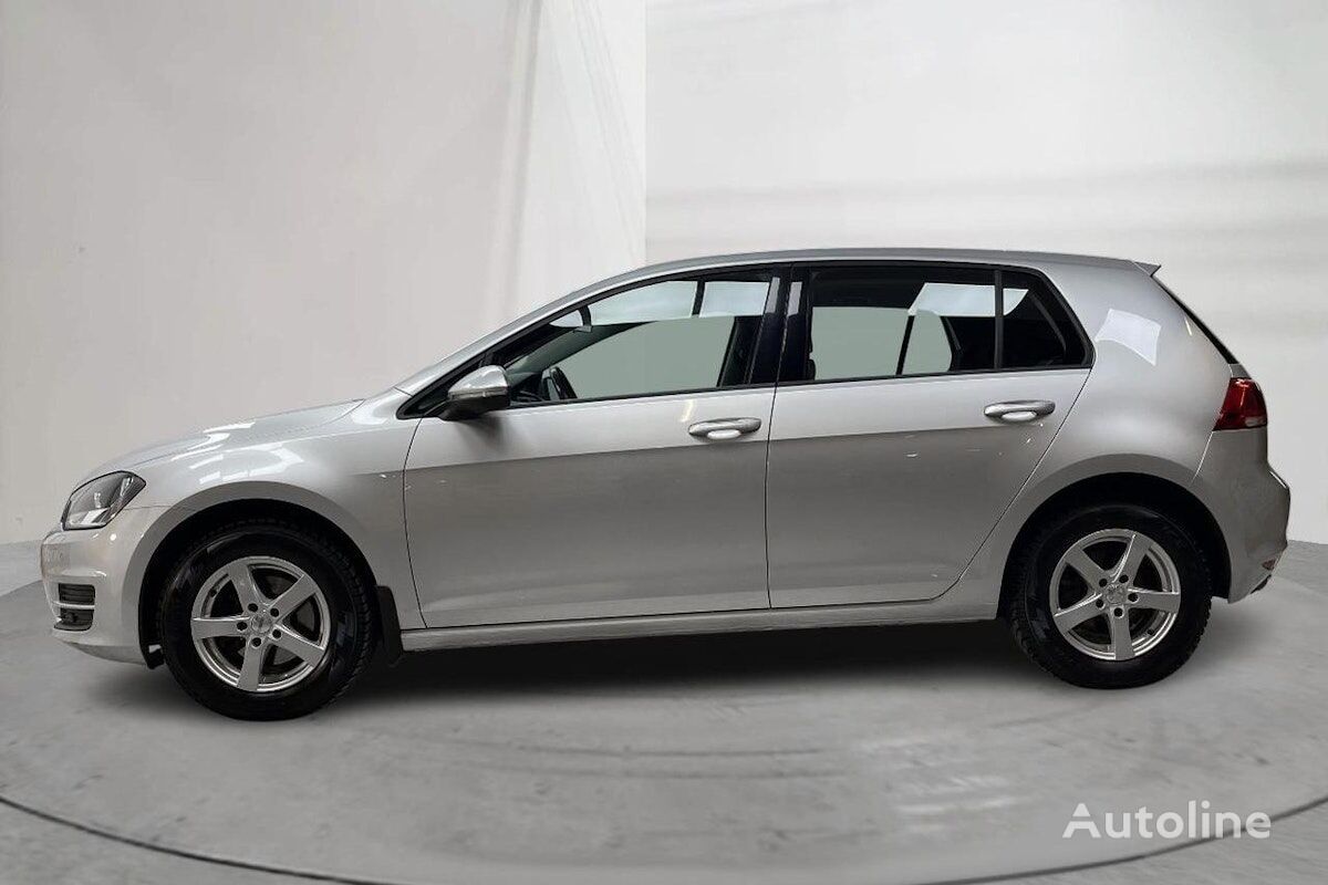 Volkswagen Golf hatchback