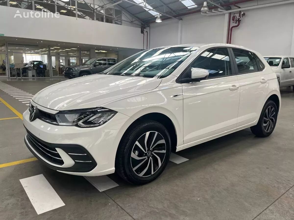 hatchback Volkswagen Polo