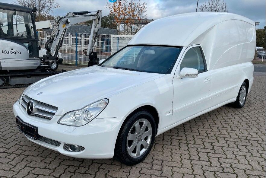 سيارة دفن الموتى Mercedes-Benz  E 280 T CDI Classic Lang hearse